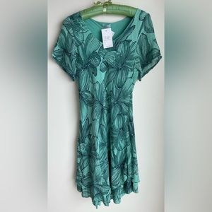 NINA MURATI teal/navy floral print dress Lightweight gauzy fabric 2 tier hemline